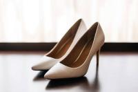 Women's shoes